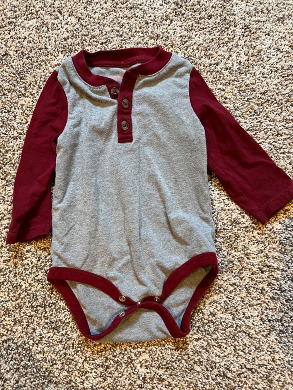 Cat & Jack Gray and Burgundy Long-Sleeve Henley Bodysuit